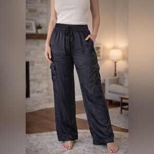 Aerie Satin Cargo Pants Womens M Black Wide Leg Drawstring Flowy Comfy Casual
